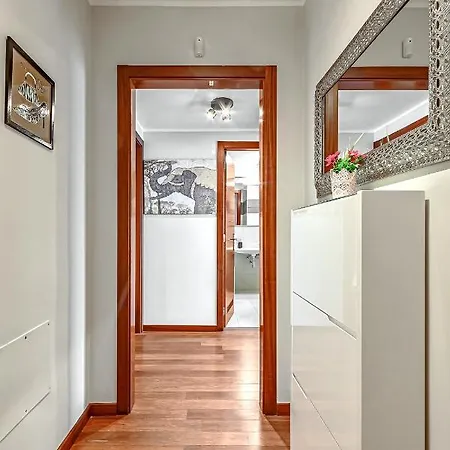 23 Caldera Del Rey Near Siam Park